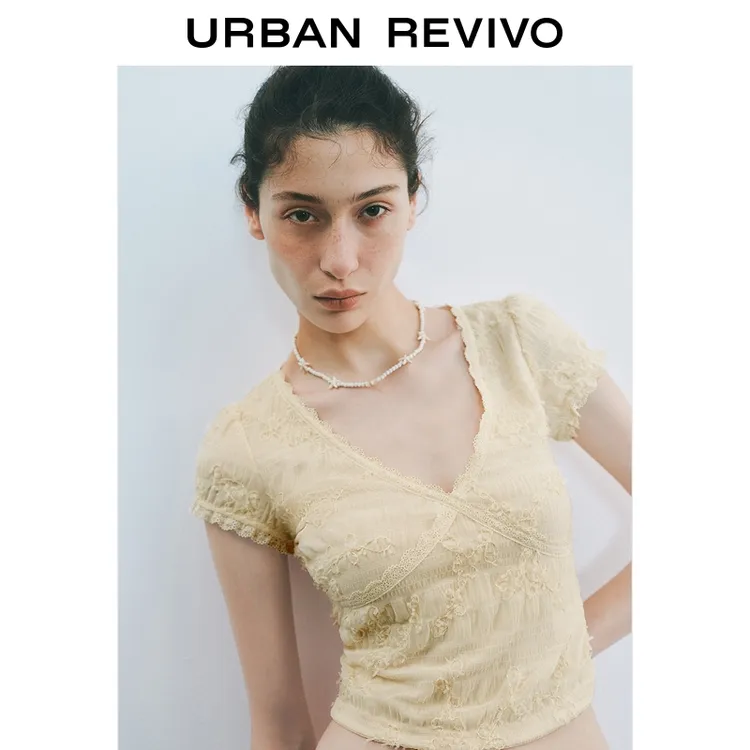 UR2025秋季新款女流光风氛围感蕾丝花边刺绣短袖T恤UYL450166