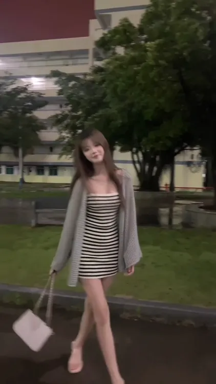 镂空长袖针织开衫外套女辣妹套装秋季条纹吊带连衣裙包臀裙两件套