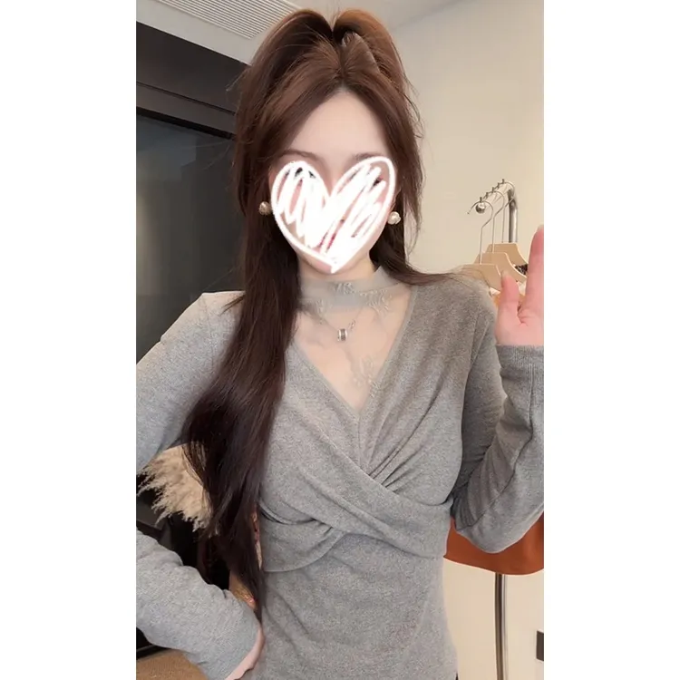 纯欲洋气交叉扭结内搭长袖t恤女秋冬新款蕾丝拼接打底衫修身上衣