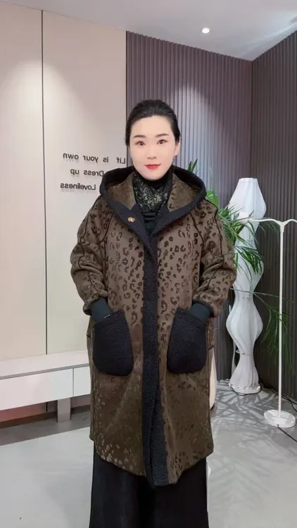大美推荐秋季新款时尚百搭提花双面状长款大衣5650款