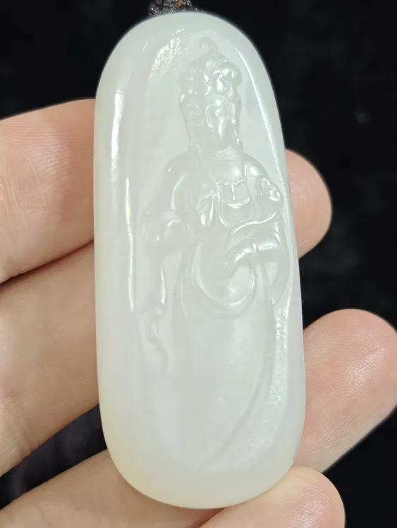 旧藏天然和田玉事事如意观音吊坠40克55*23*10mm