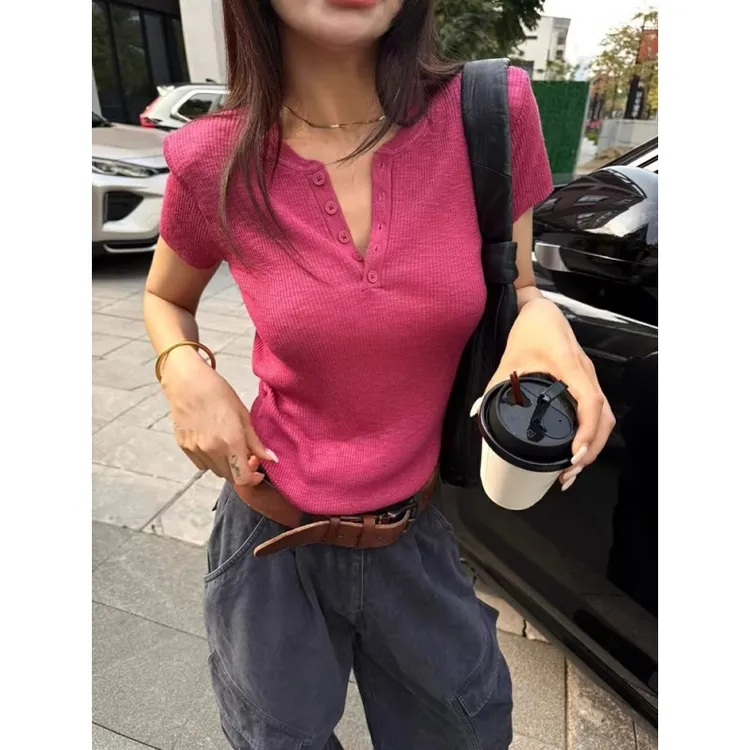 韩系v领正肩短袖t恤女2025新款夏季薄款别致修身设计感绝美小上衣