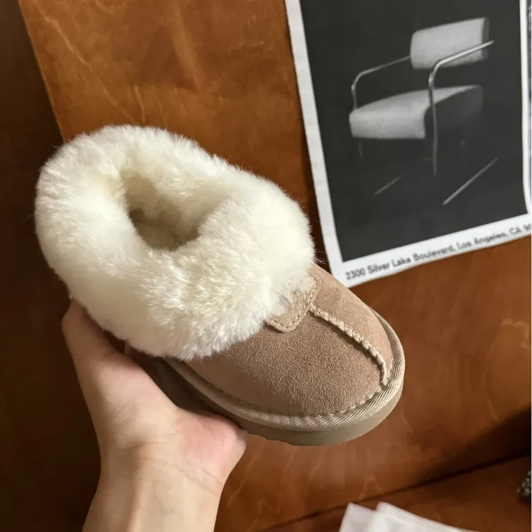 童泰【断码】儿童桑坡雪地靴儿童皮毛一体塔茨特雪地靴女棉网红爆