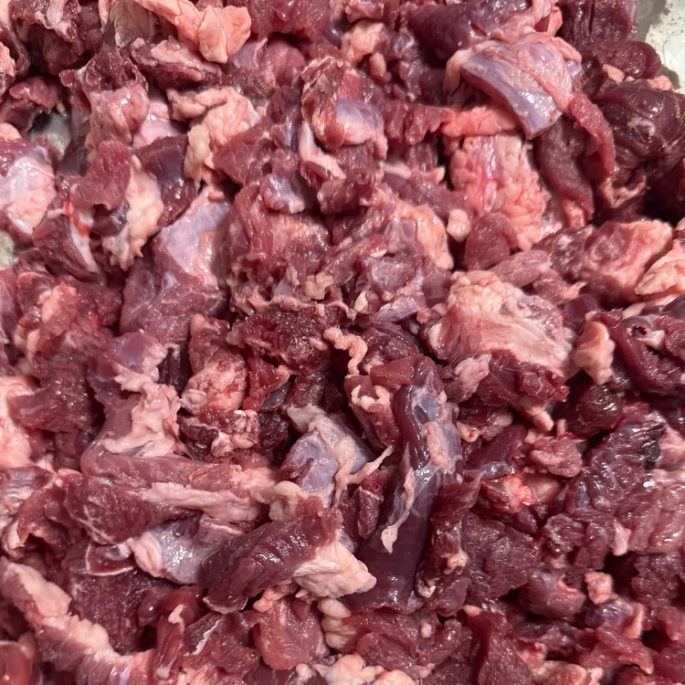 清真牛肉块（比碎肉块大）