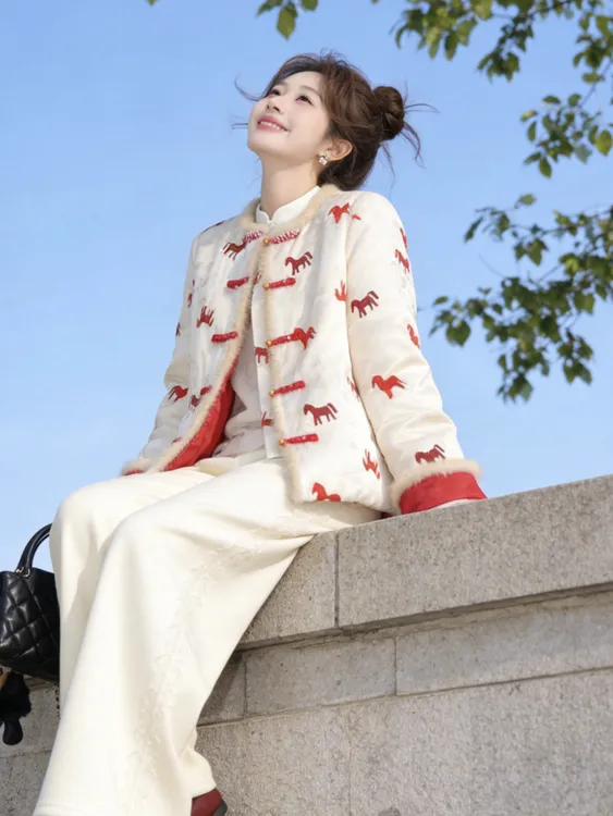 马上有钱 马年战袍新中式夹棉加厚短款外套女冬新年优雅红色上衣