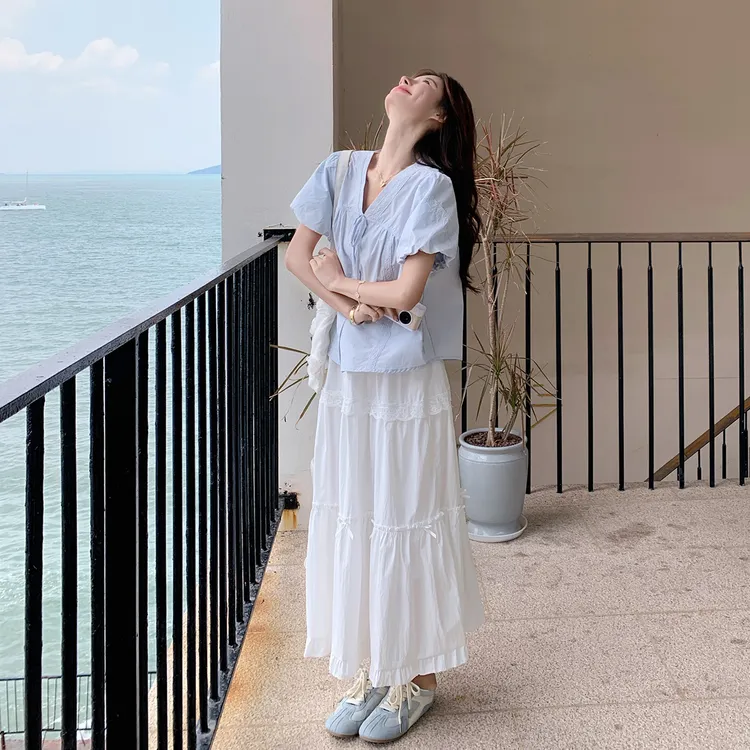 少女感减龄一整套穿搭女夏季2025新款泡泡袖上衣白色半身裙两件套