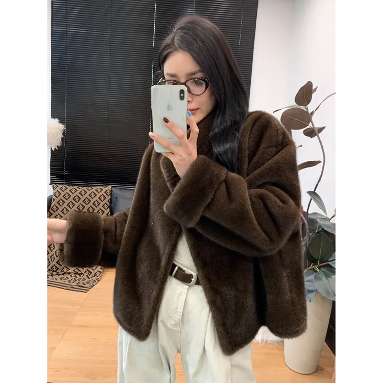 【大王家608】冬季新款女立领两穿加厚短款毛毛外套