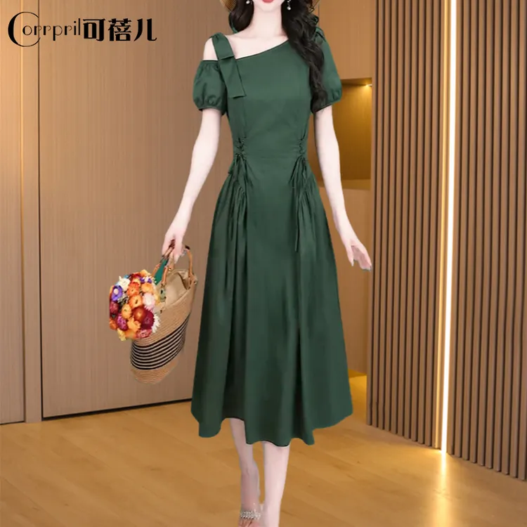【可蓓儿】一字肩连衣裙女夏2025新款流行爆轻奢高端巨好看妈妈裙子