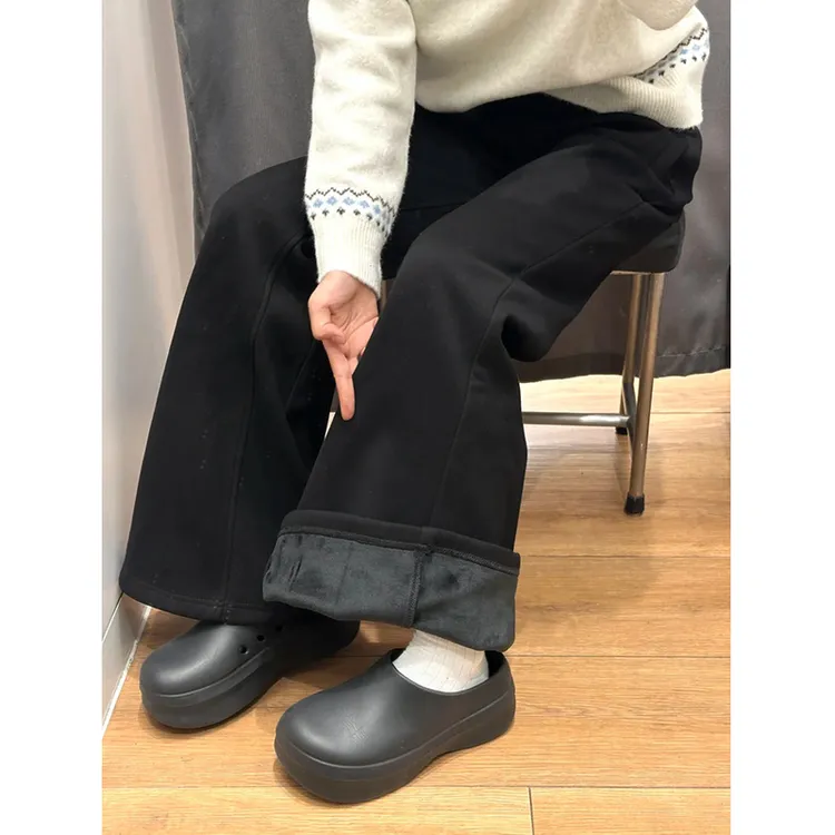 黑色百搭加绒微喇叭休闲裤女2025秋冬新款侧拉链设计低腰拖地裤子