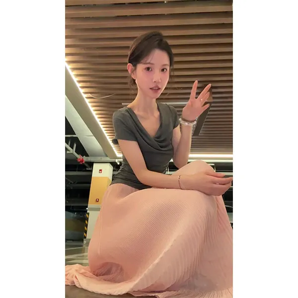 韩系新款短袖+甜美温柔飘逸大摆半身裙女2025夏季高腰长裙套装