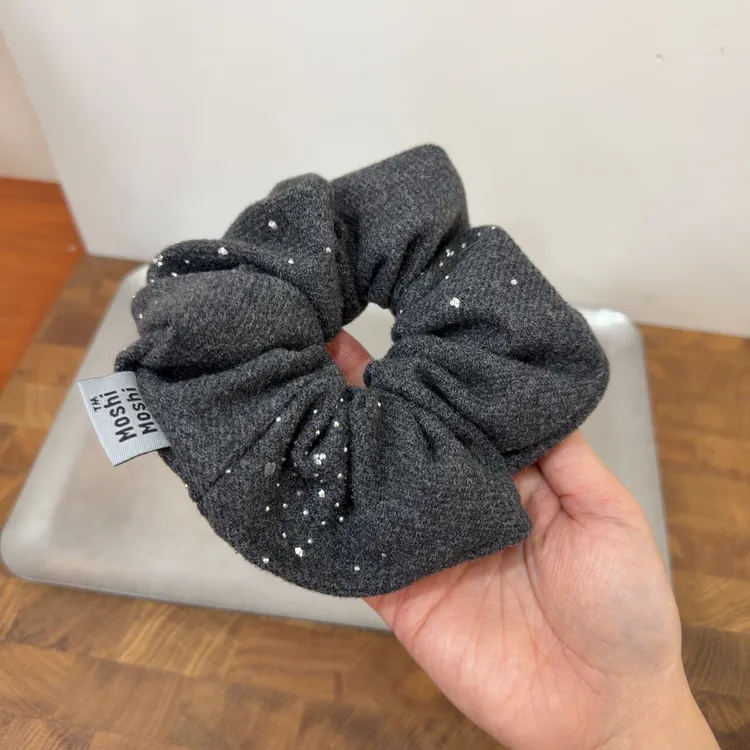 韩系发饰头饰小众设计镶钻发绳头绳ins风简约灰色大肠发圈