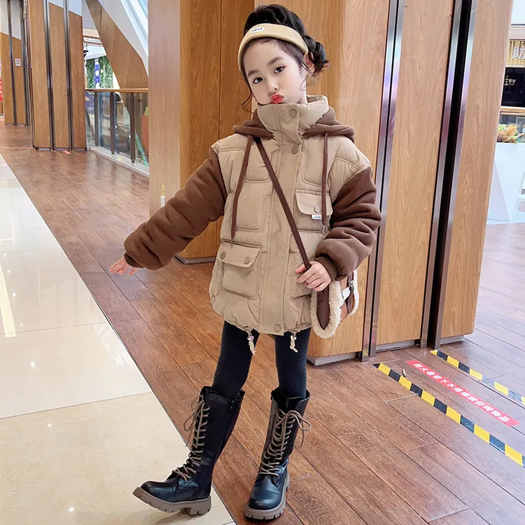 女童过年服2024新款儿童冬季宝宝保暖棉衣中小童加厚卡通连帽棉服