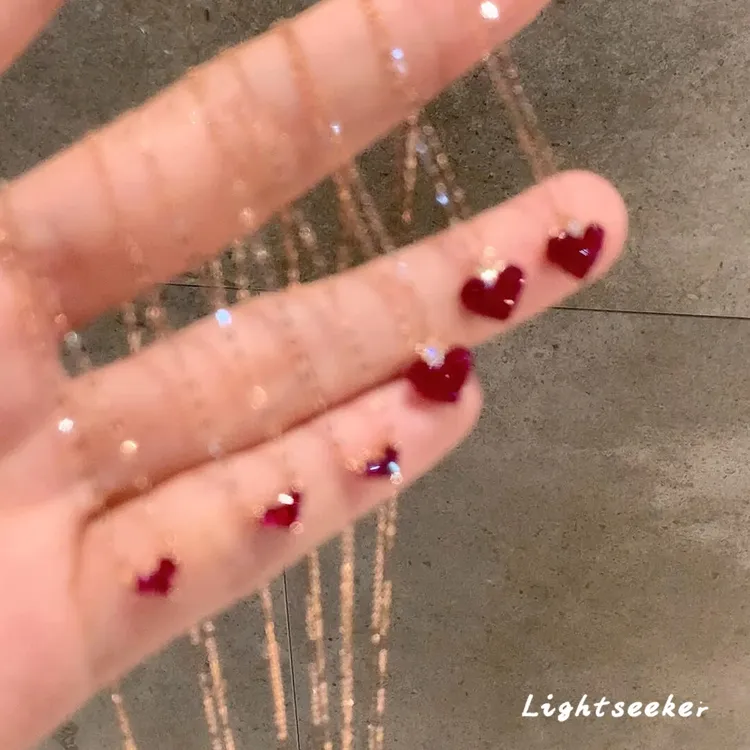 铜合金项链 玫红色爱心项链港风轻奢小众颈链爆闪显白极细锁骨链