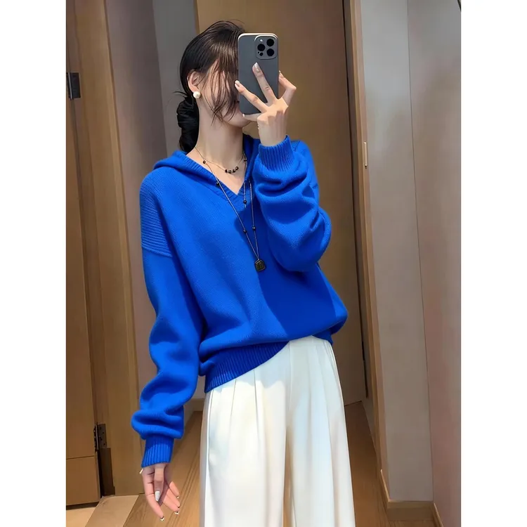 大码克莱因蓝色连帽针织衫女秋冬高级感慵懒风新款独特超好看上衣