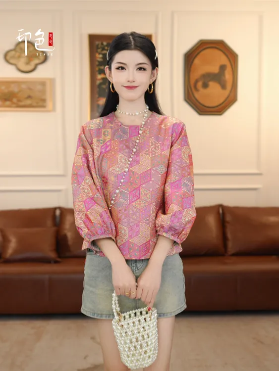 新中式国风圆领蜀锦印花上衣女新款轻奢年轻款高级感秋季小衫
