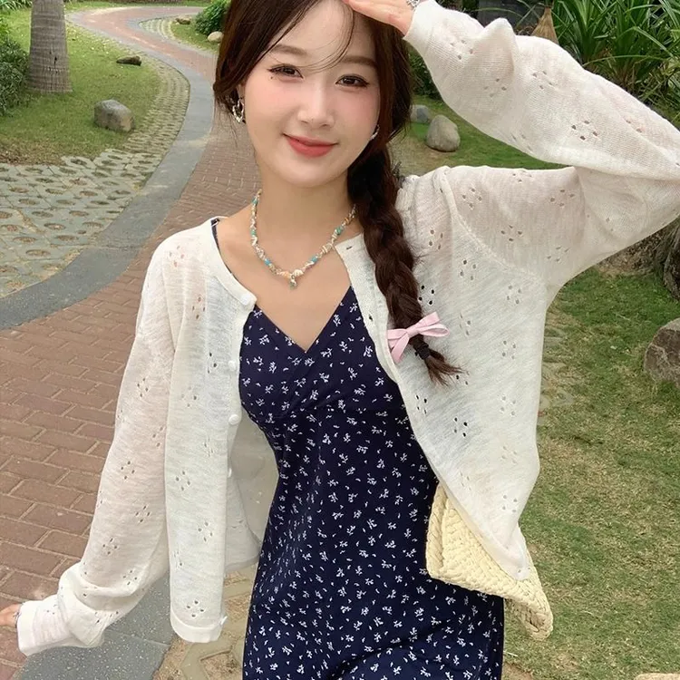 针织开衫外套女2025新款早秋韩系上衣白色镂空吊带裙外搭罩衫
