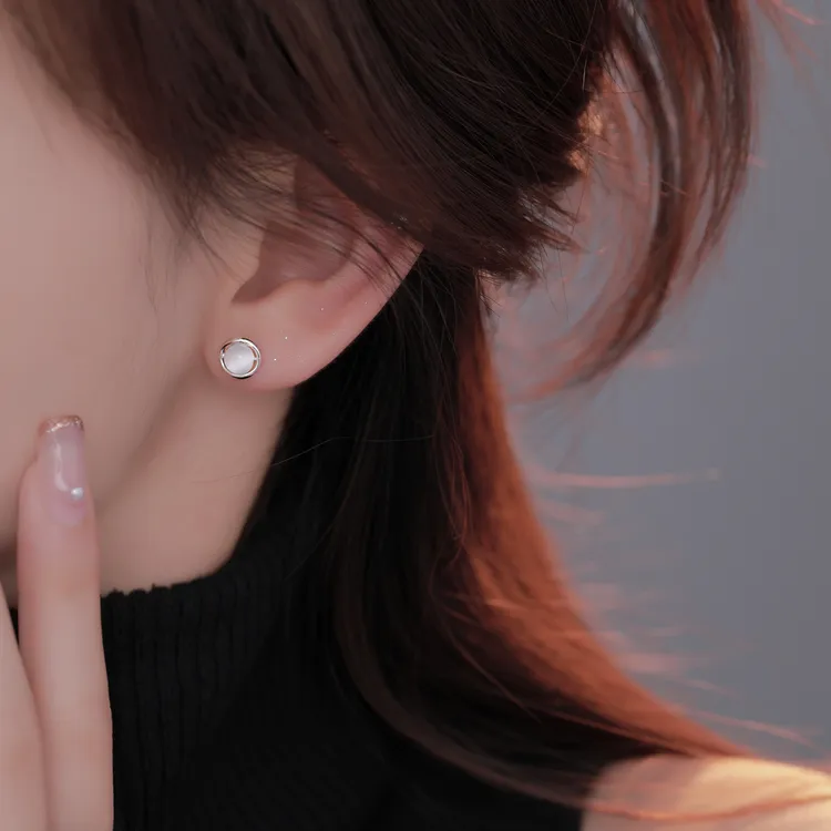 足银耳饰 流光耳钉小众设计感简约百搭耳环高级甜美精致ins风耳饰