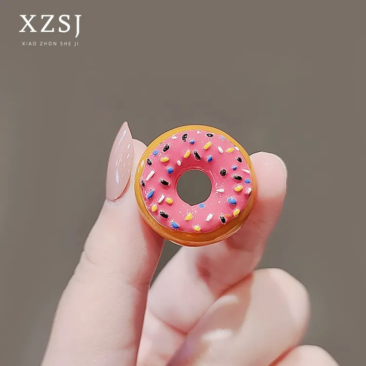 合金珐琅胸针 日系可爱甜甜圈胸花女别针防走光扣设计感毛衣配饰