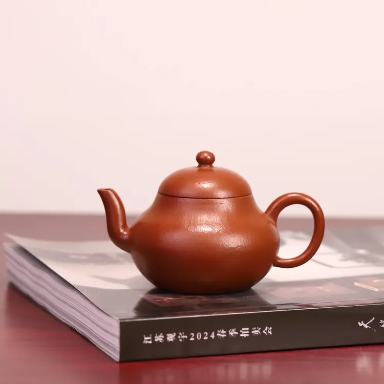 梨型壶，实力派陶手许跃峰，师承江友明，原矿梨皮朱泥，全手工150cc