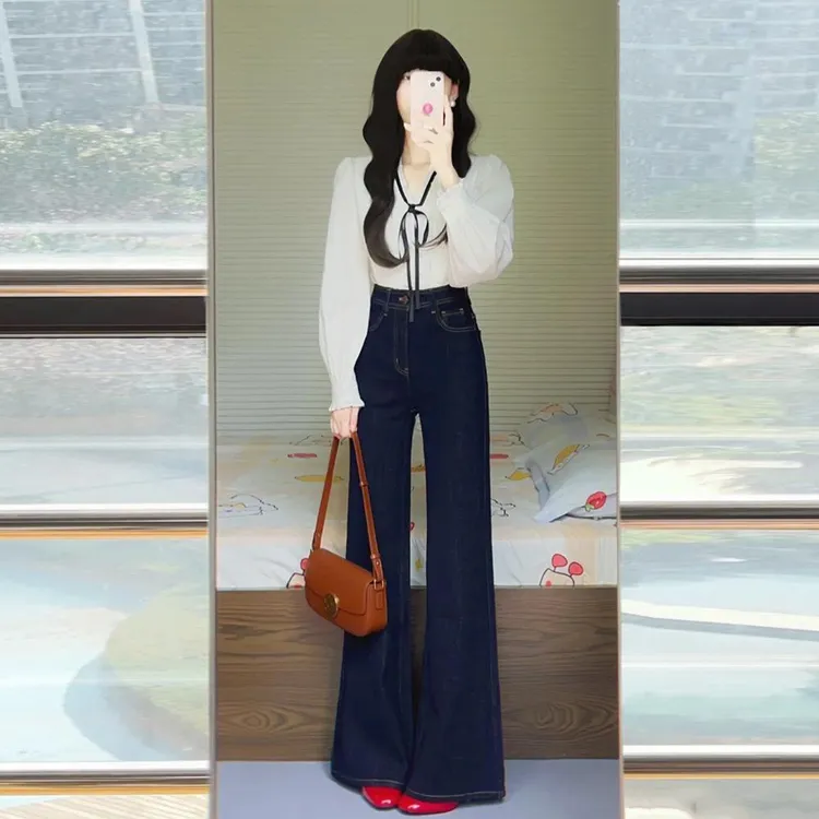 不掉色丹宁蓝牛仔喇叭裤女不贴腿宽松显瘦春秋季新款拖地阔腿裤子