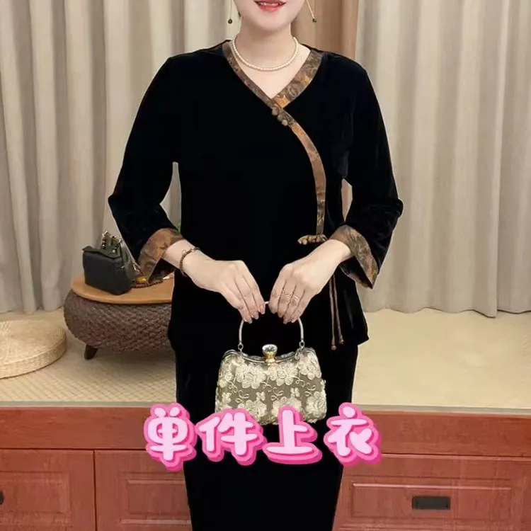 减龄V领步摇三粒扣中老年妈妈上衣和裤子套装