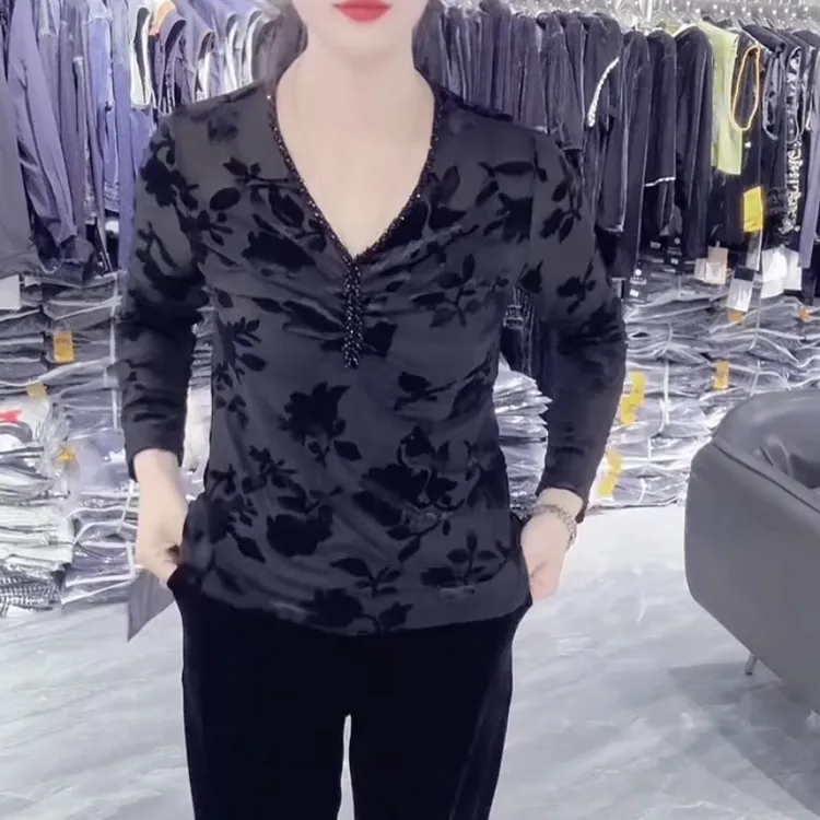 高端时尚显瘦中老年妈妈装长袖短款百搭洋气打底衫