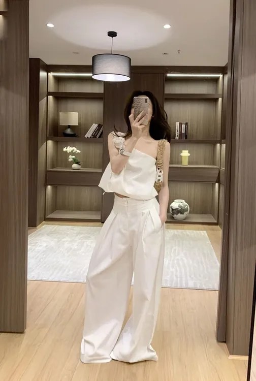 夏装设计感小众不撞款时尚减龄纯欲风斜肩背心+阔腿裤两件套装女