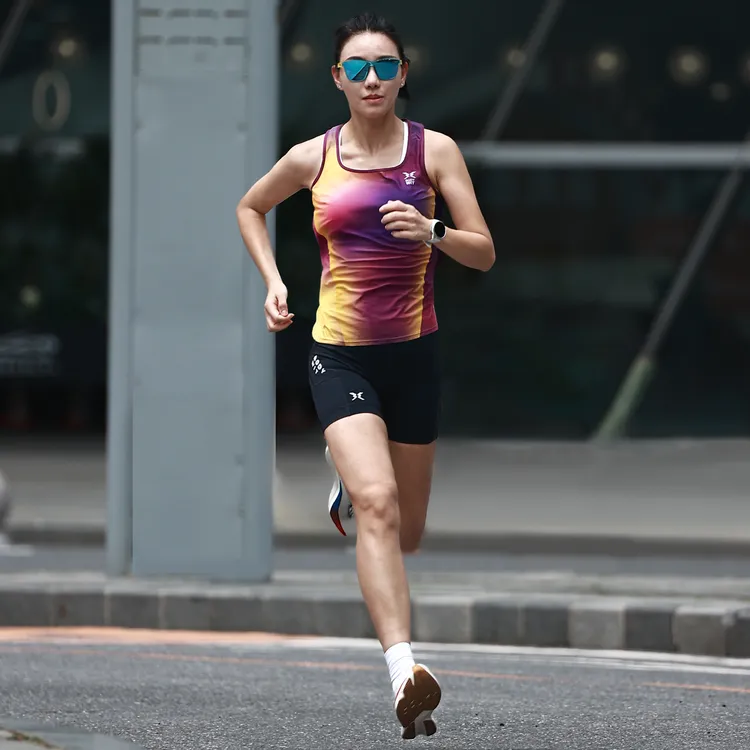 BODYWIT身体智慧逐光PRO3.0女款速干跑步防磨透气马拉松背心户外