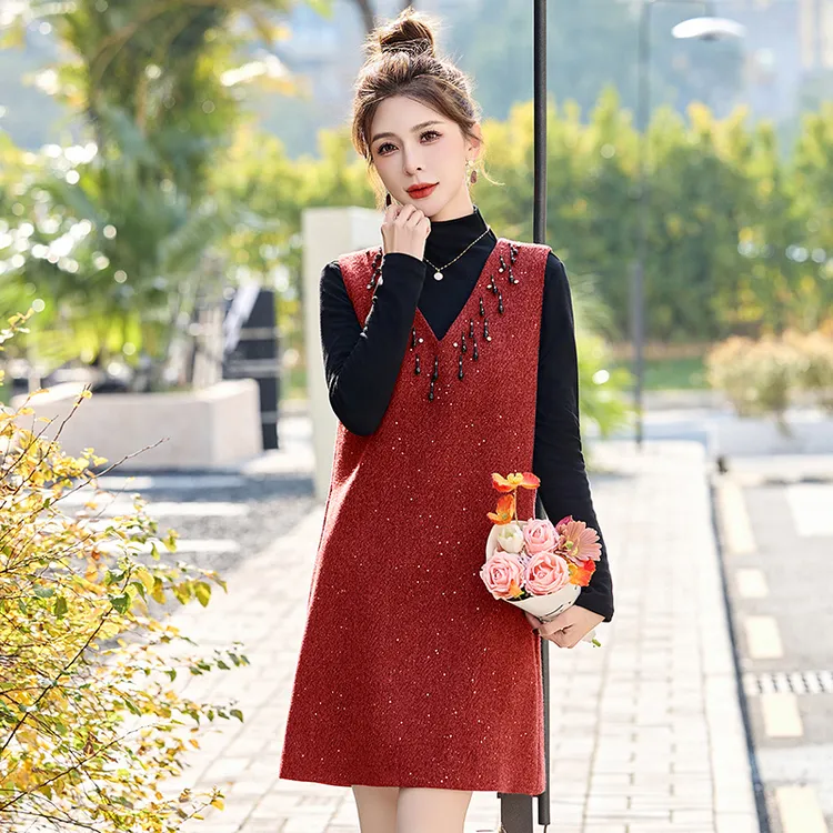 高级感小香风气质马甲套裙2025春季新款时尚钉珠无袖裙小衫两件套