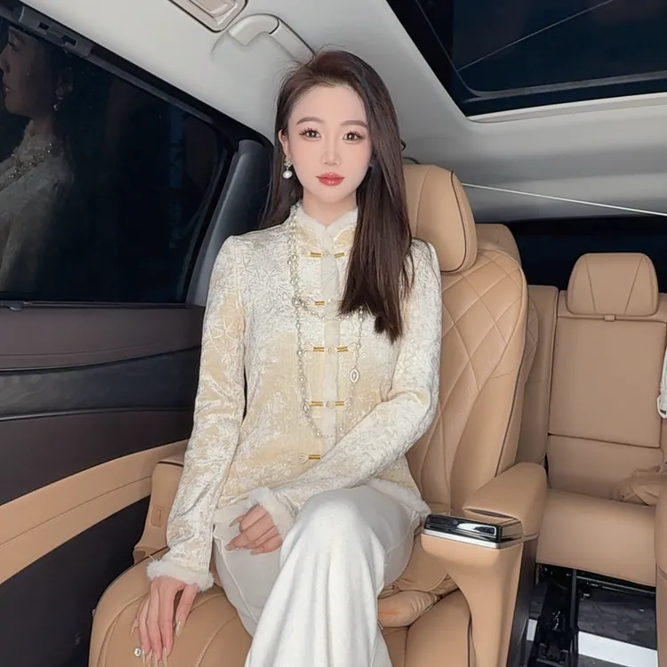 【小白狐】新中式2025秋冬新款加绒加厚收腰金丝线盘扣008