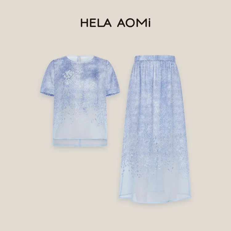 HELA AOMI“莱赛尔70.6% 青花霭运”气质刺绣渐变两件套CY5BN99111