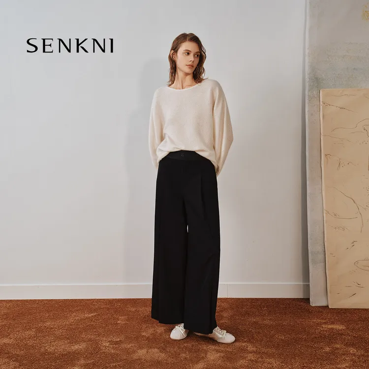 SENKNI/圣可尼 2025秋冬新款宽松微一字领气质羊毛衫女S130209OG