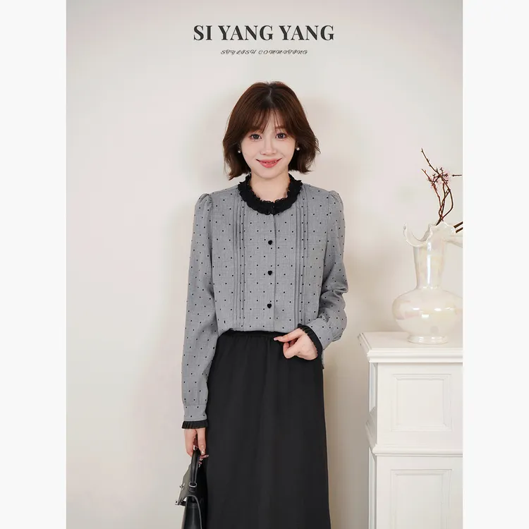 斯洋洋SIYANG轻薄舒爽通勤减龄百搭植绒波点上衣SY508B066SYY