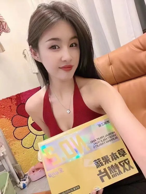 燃俏之谜草本果蔬压片糖果全码发货