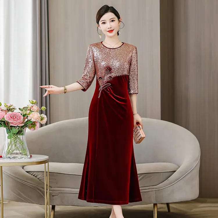 妈妈红色礼服喜婆婆婚宴装春季2025新款气质优雅连衣裙喜庆敬酒服