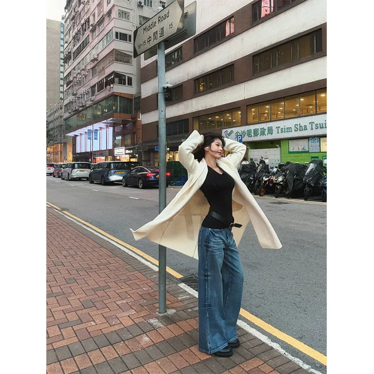 六指导 时髦焦点 复古直筒牛仔裤女冬宽松显瘦通勤百搭休闲阔腿裤