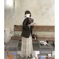 秋冬新款气质咖色西装外套杏色半身裙两件套轻熟慵懒风时尚套装女