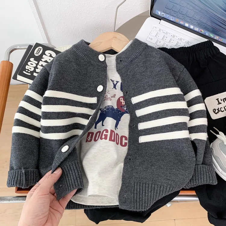 男童针织开衫春秋装毛衣外套2025新款中小儿童时尚条纹柔软毛线衣