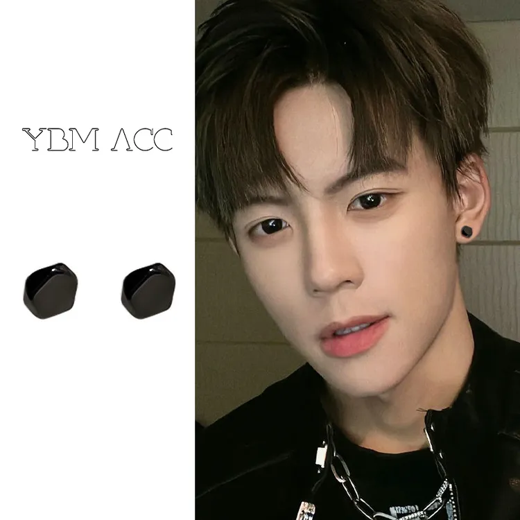 合金耳饰 男生黑色耳钉高级感美式小众螺丝设计感痞帅男士耳环