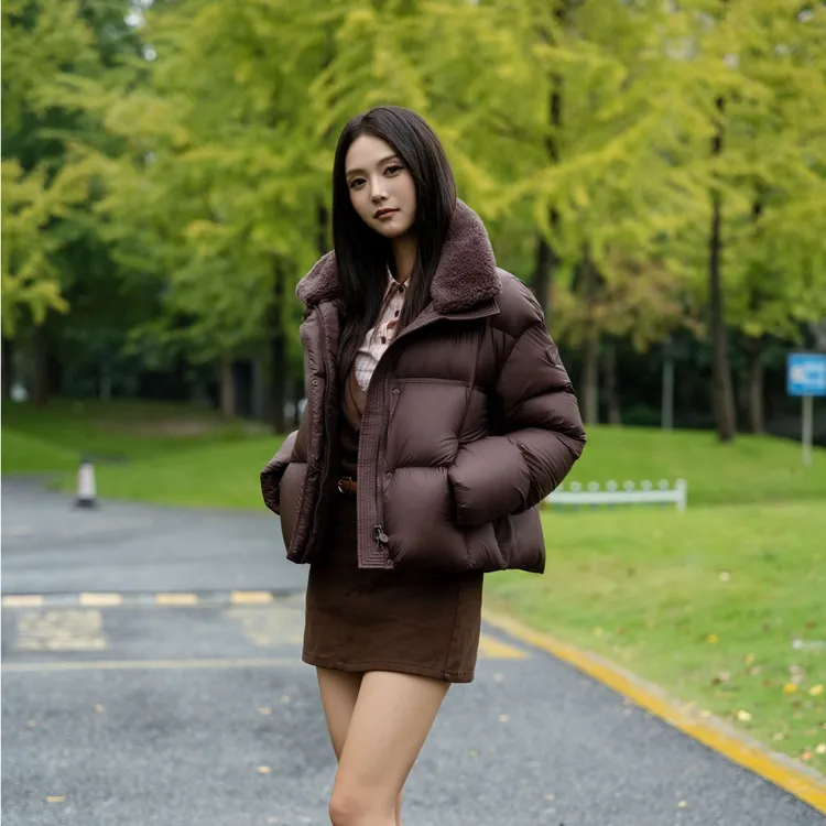 【达人】坦博尔25年冬季新款布朗尼流光女款羽绒服TB5520352Z