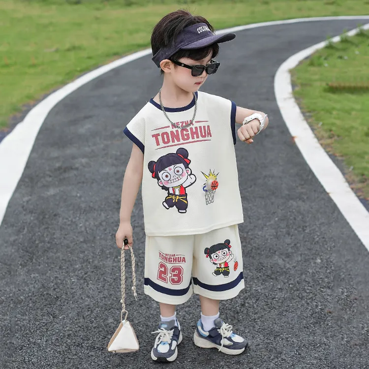 男童夏季背心套装2025新款儿童洋气小男孩时髦卡通两件套哪吒衣服