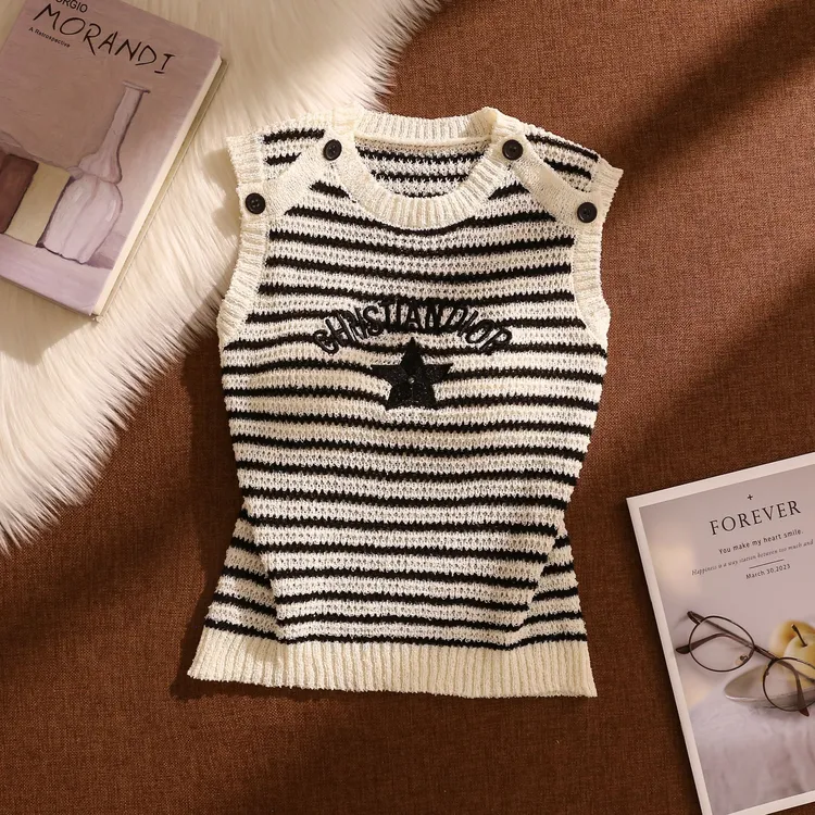 2025无袖小香风撞色条纹五角星刺绣针织背心外穿女肩扣装饰上衣潮