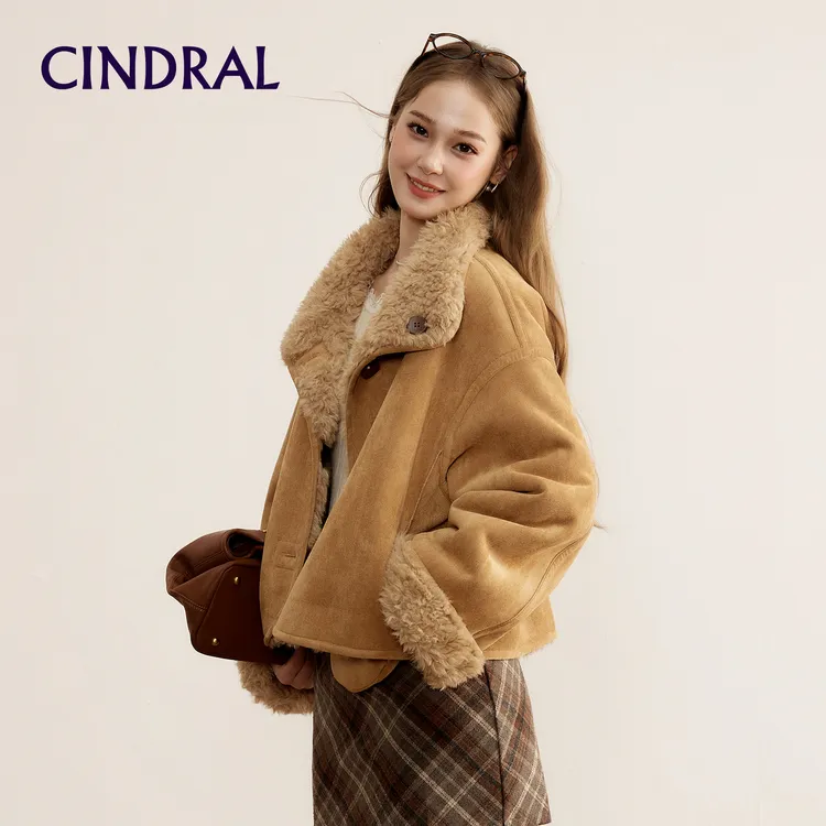 【熙地】冬季保暖INS风防脏单排扣毛领加厚女装短外套 C85DW0645K