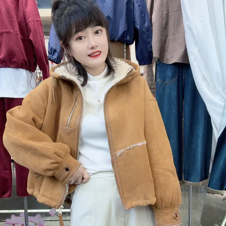 秋冬新品连帽韩版宽松仿真鹿皮绒外套女上衣高档精致洋气保暖显瘦