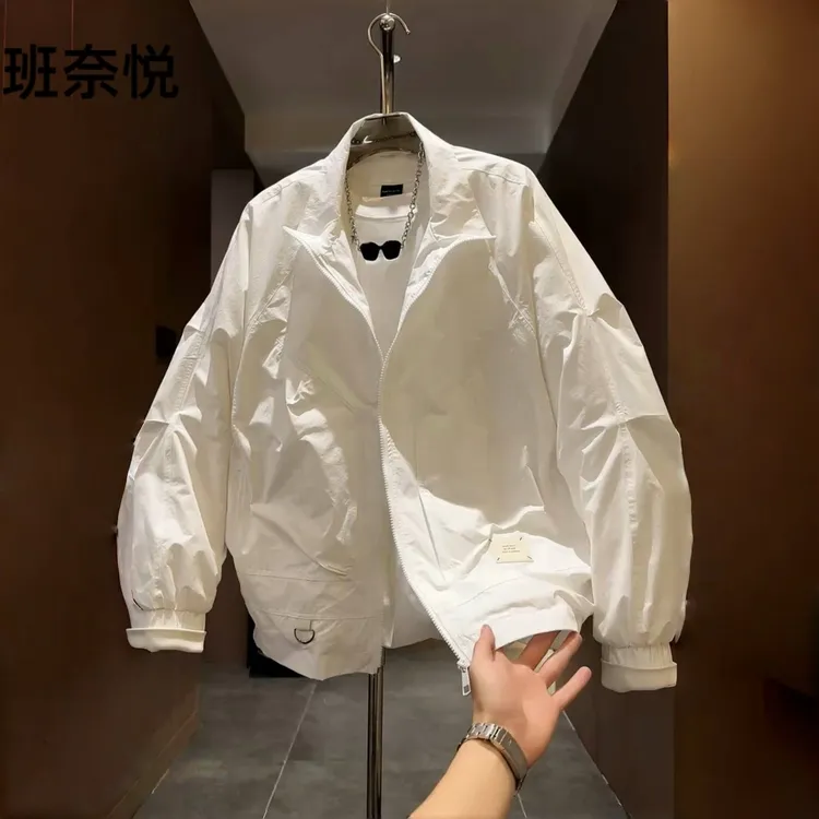 春秋季新款白色高级感休闲外套男士潮牌帅气立领百搭薄款工装夹克