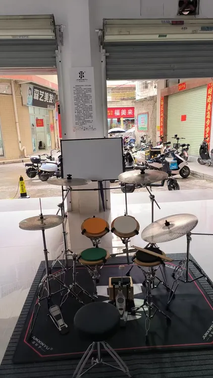 浚锌予哑鼓套装静音鼓套装初学者入门爵士鼓成人专业家用架子鼓