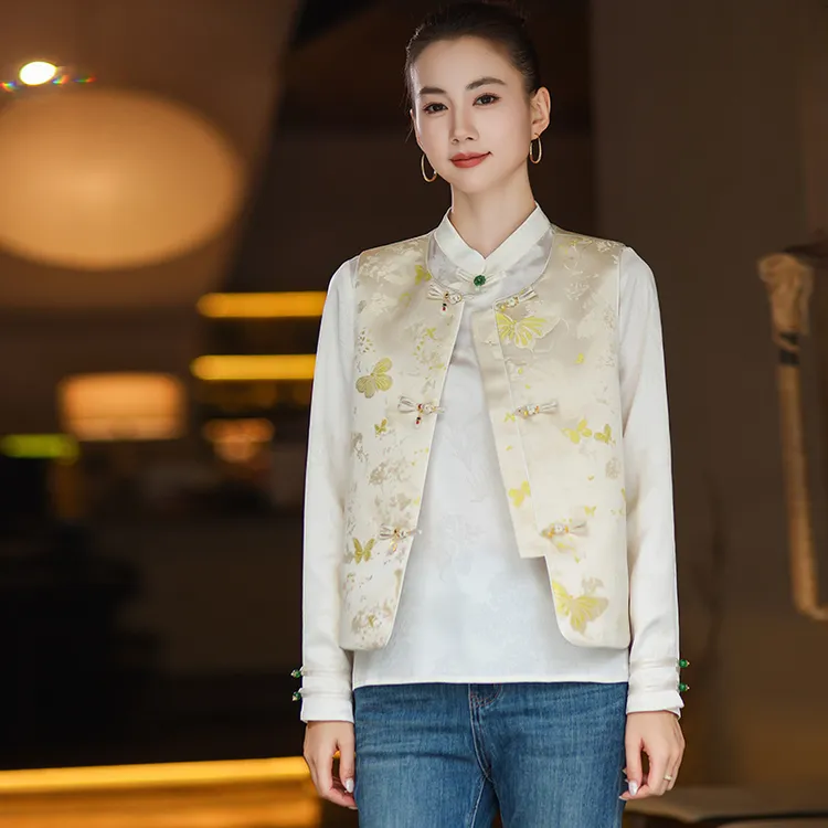 [蝴蝶飞舞]新中式国风马甲2025秋新复古马夹女外穿背心盘扣高级感