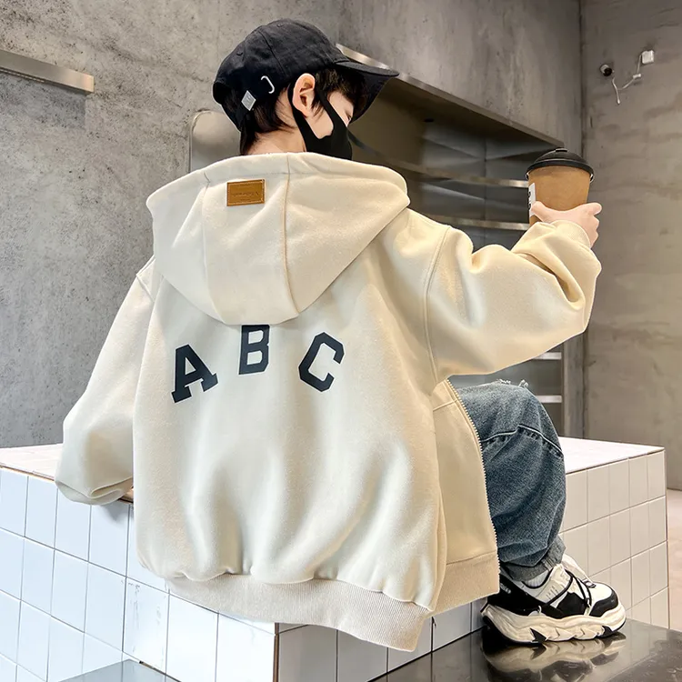 男童外套春秋款2025新款儿童装秋装中大童男孩运动服连帽卫衣秋季