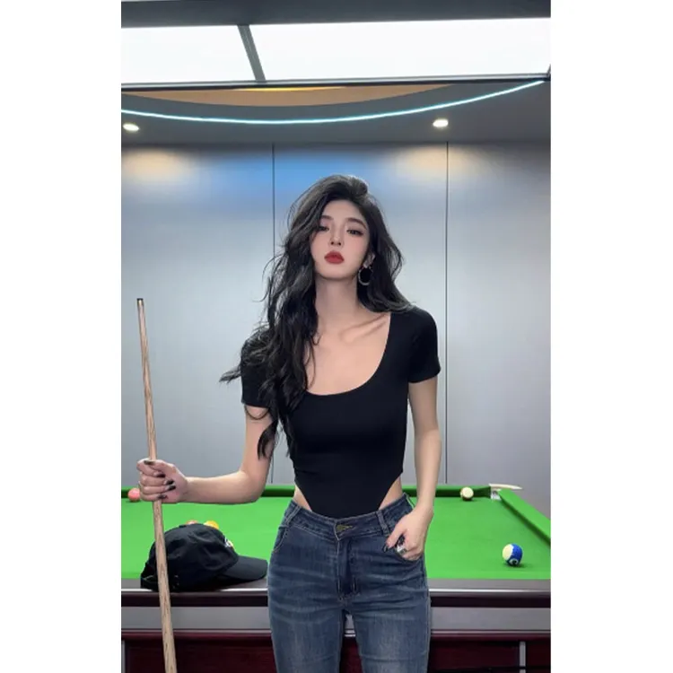 2025春夏季新款辣妹修身露背打底T恤上衣高腰显瘦做旧微喇牛仔裤