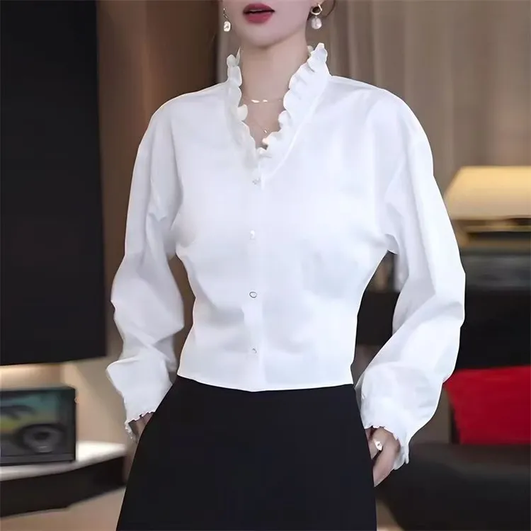 法式复古白色木耳边V领长袖衬衫女2025秋季新款时尚减龄显瘦上衣
